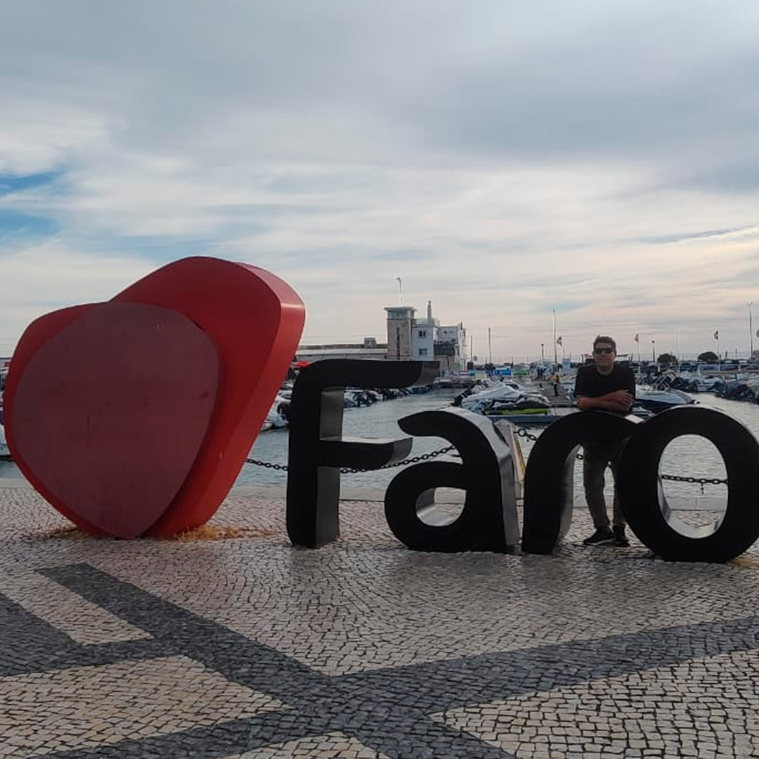 Alejandro Mechaly - Faro Alejandro Mechaly - Faro